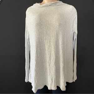 We The Free Top Sz S Light Grey Split Back Mock Neck Textured Raw Edge Raglan